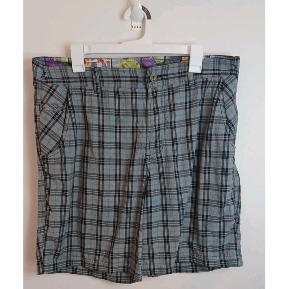 Mens Lululemon Athletica Grey Plaid Chino Golf Shorts Size 38 Casual Sport